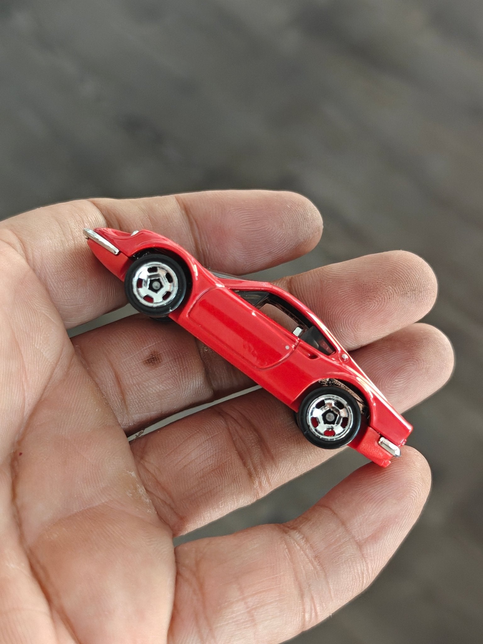 Hot Wheels Ferrari Dino 206 GT - Red (Uncarded - New) - Kinder Logs