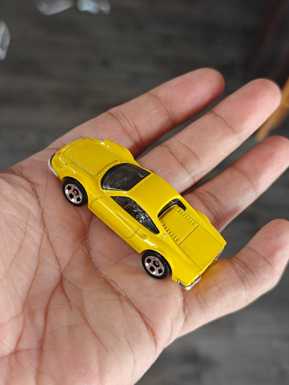 Hot Wheels Ferrari Dino 206 GT - Yellow (Uncarded - New) - Kinder Logs