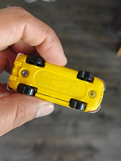 Hot Wheels Ferrari Dino 206 GT - Yellow (Uncarded - New) - Kinder Logs
