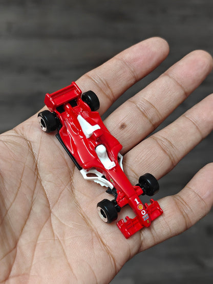 Hot Wheels Ferrari F2004 - Red (Uncarded - New) - Kinder Logs