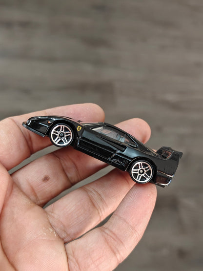 Hot Wheels Ferrari F40 Competizione - Black (Uncarded - New) - Kinder Logs