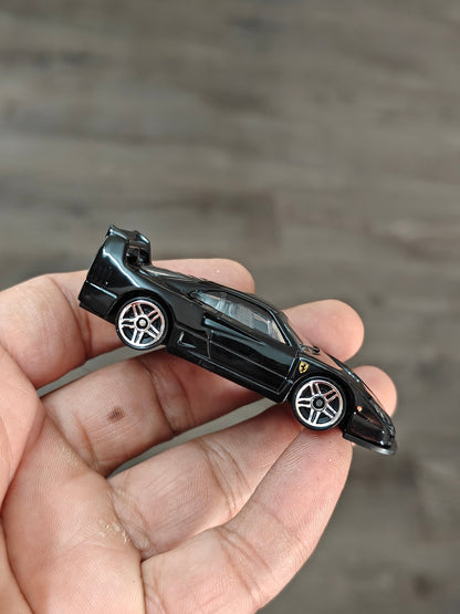 Hot Wheels Ferrari F40 Competizione - Black (Uncarded - New) - Kinder Logs