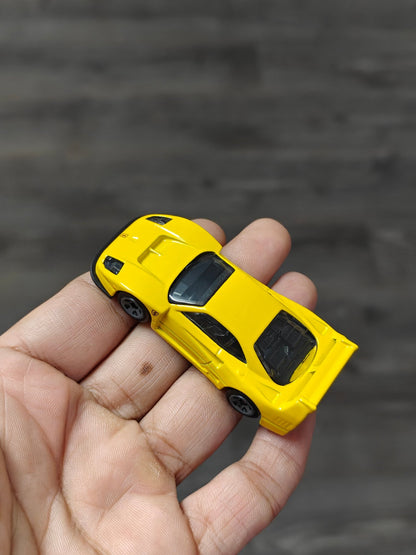 Hot Wheels Ferrari F40 Competizione - Yellow (Uncarded - New) - Kinder Logs