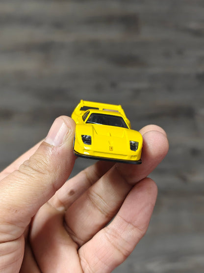 Hot Wheels Ferrari F40 Competizione - Yellow (Uncarded - New) - Kinder Logs