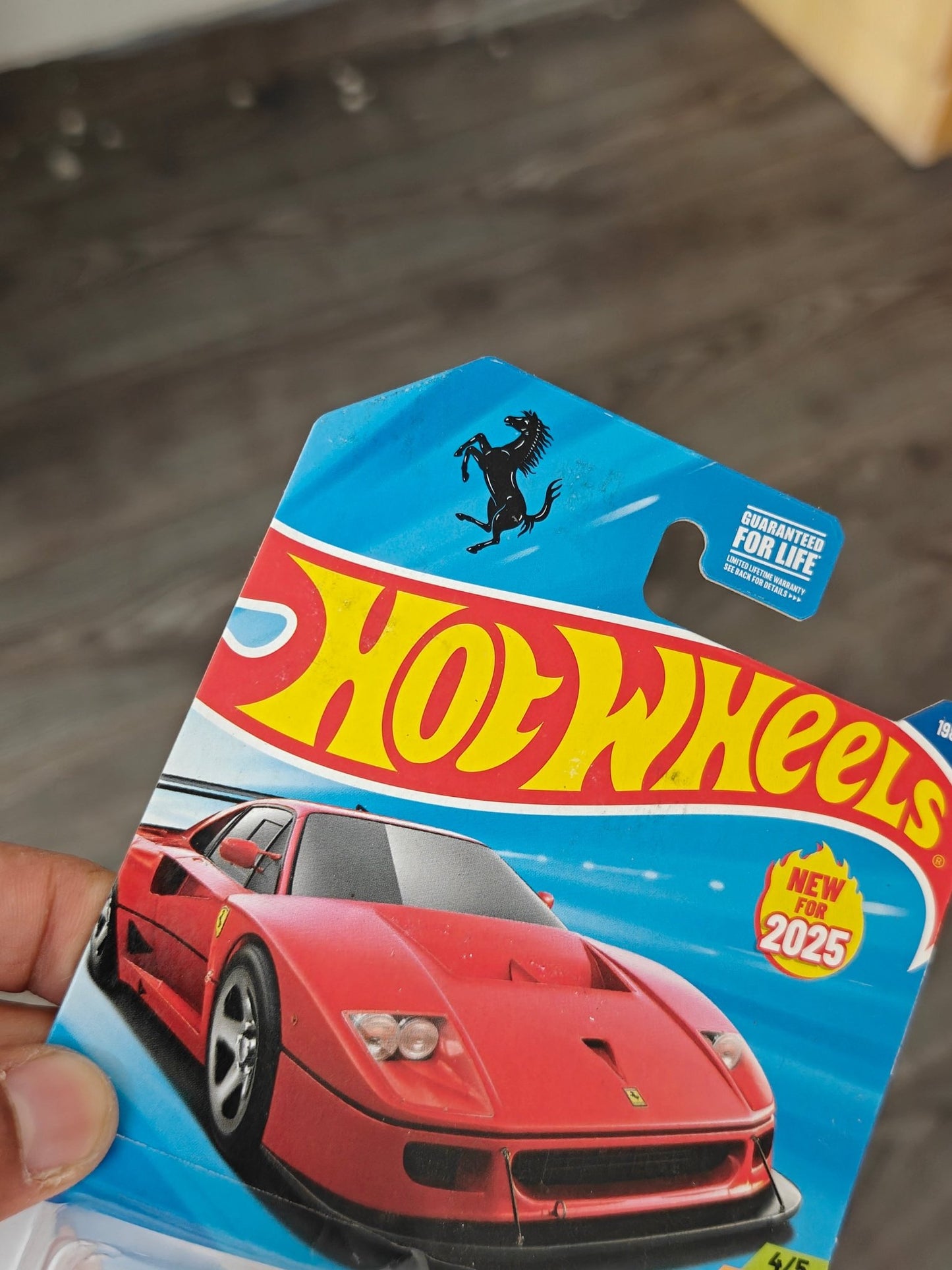 Hot Wheels Ferrari F40 - Red (Imported - Guaranteed For Life) - Kinder Logs