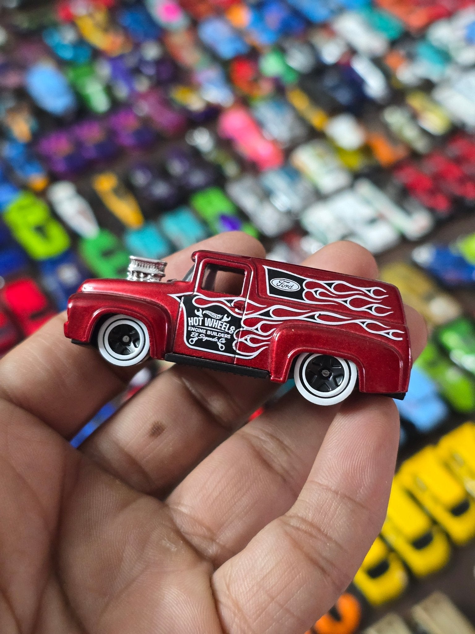 Hot Wheels Flames 1956 Ford Truck - Red (Uncarded - New) - Kinder Logs