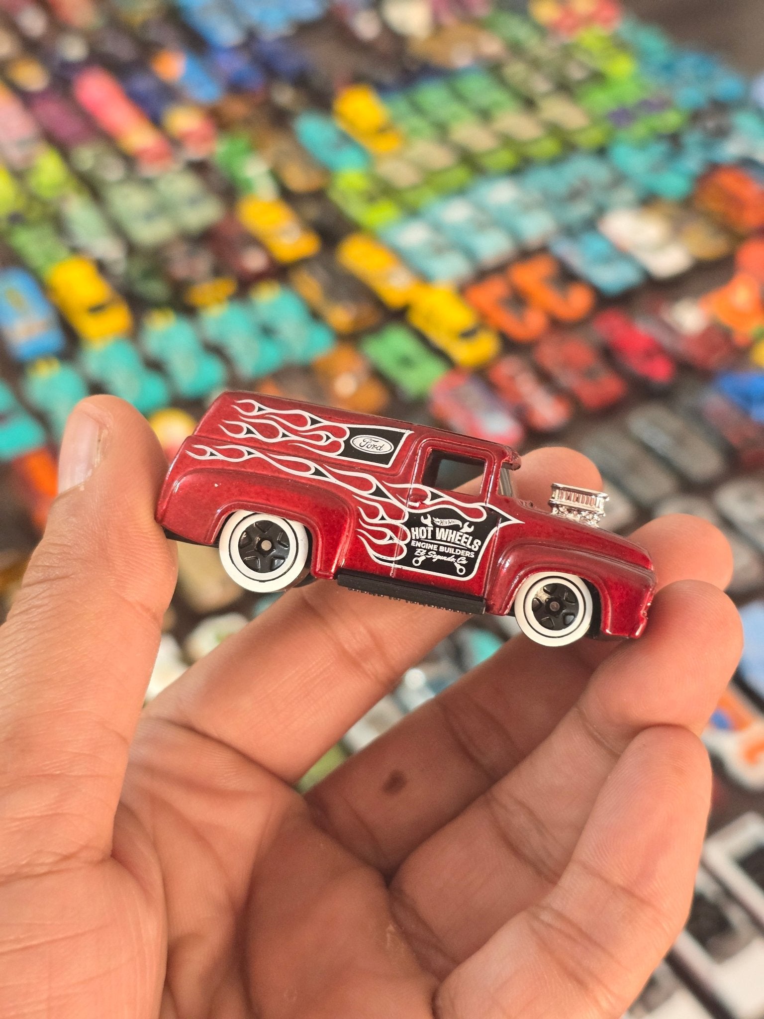 Hot Wheels Flames 1956 Ford Truck - Red (Uncarded - New) - Kinder Logs