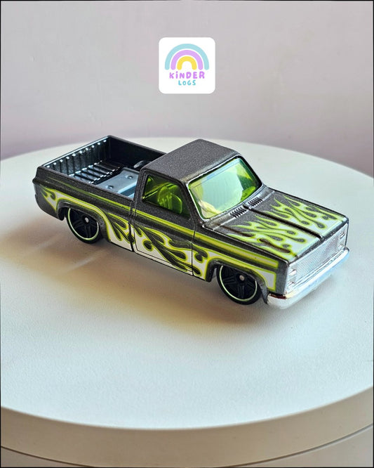 Hot Wheels Flames 1983 Chevy Silverado (Uncarded) - Kinder Logs
