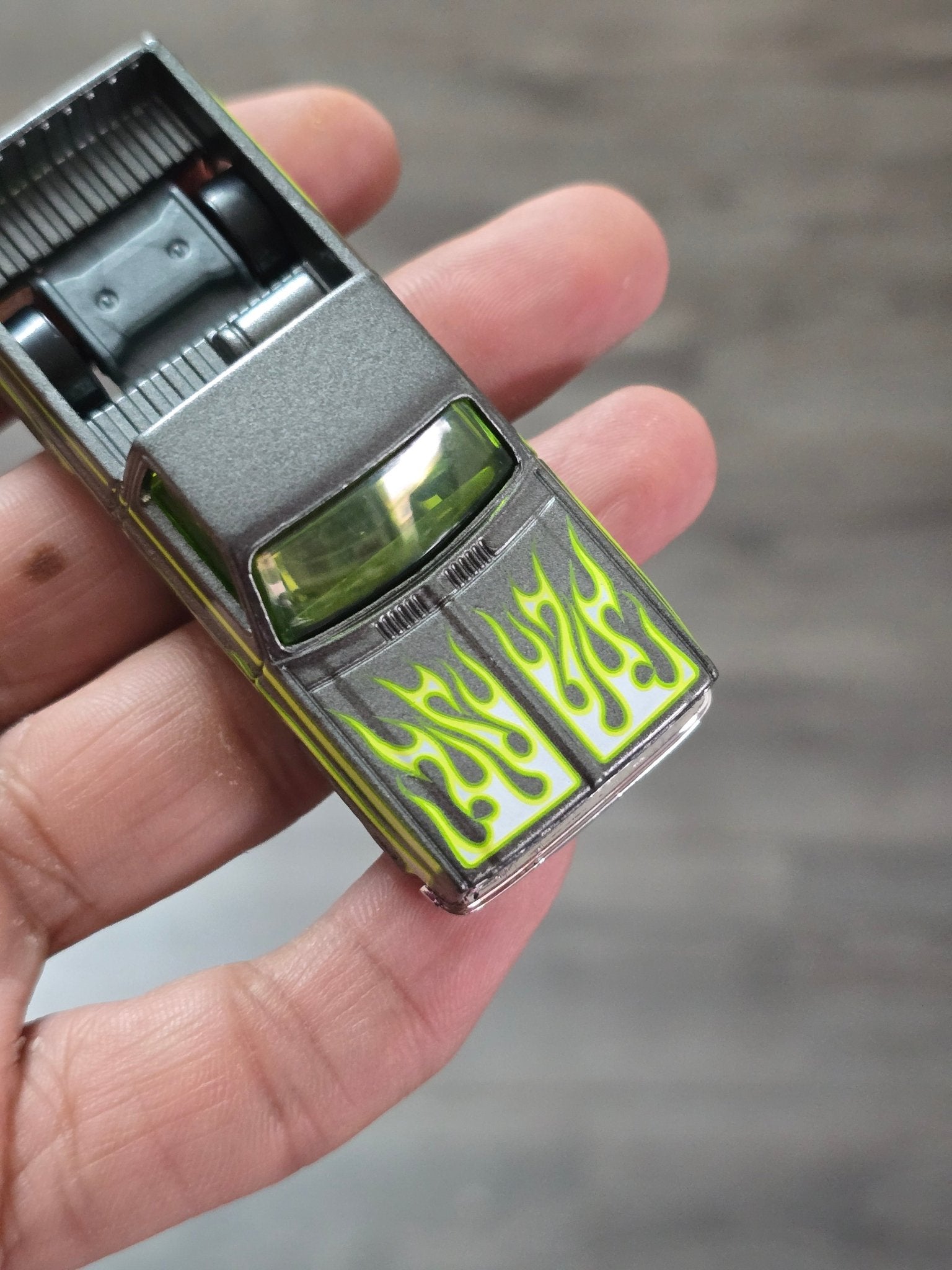 Hot Wheels Flames 1983 Chevy Silverado (Uncarded - New) - Kinder Logs