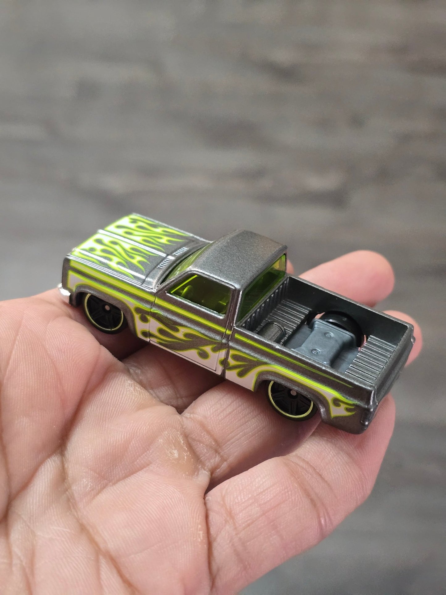 Hot Wheels Flames 1983 Chevy Silverado (Uncarded - New) - Kinder Logs