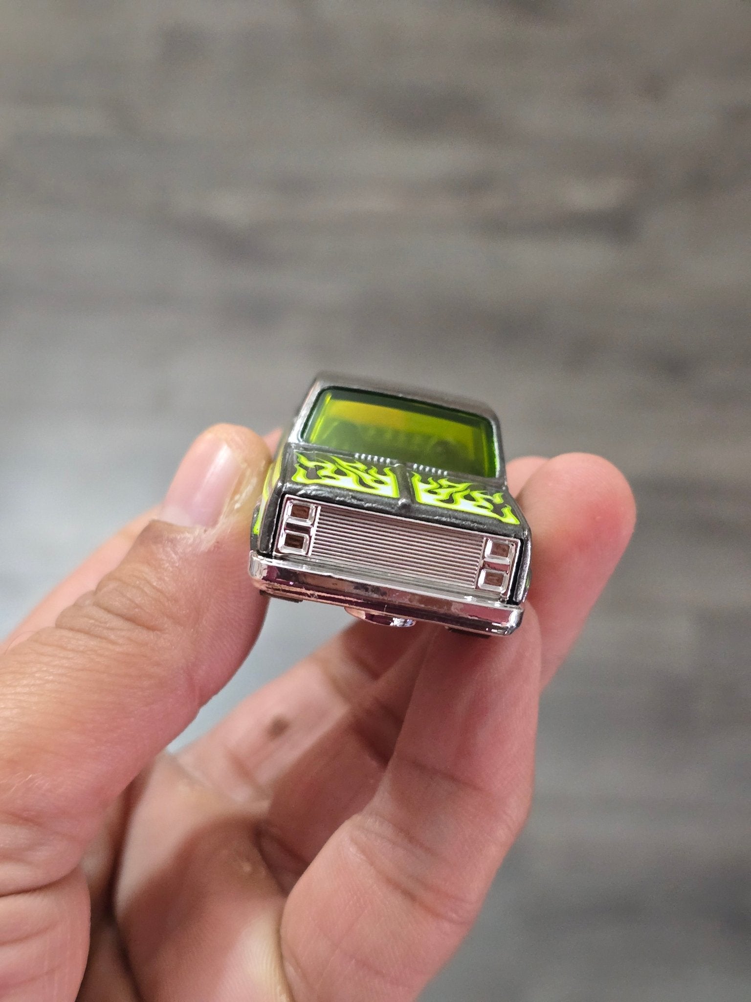 Hot Wheels Flames 1983 Chevy Silverado (Uncarded - New) - Kinder Logs