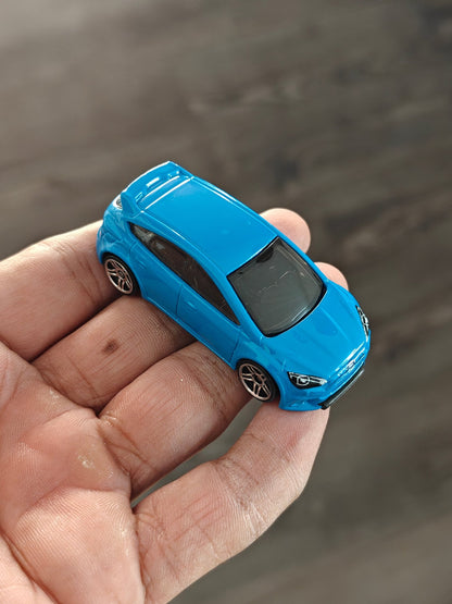 Hot Wheels Ford Focus RS - Blue (Uncarded - New) - Kinder Logs