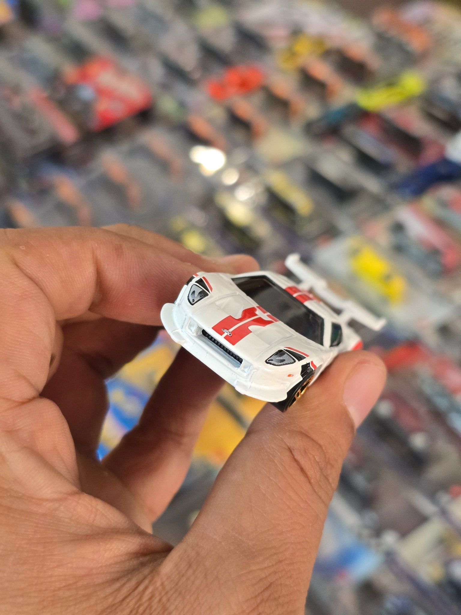 Hot Wheels Ford GT Borla Edition (Uncarded) - Kinder Logs