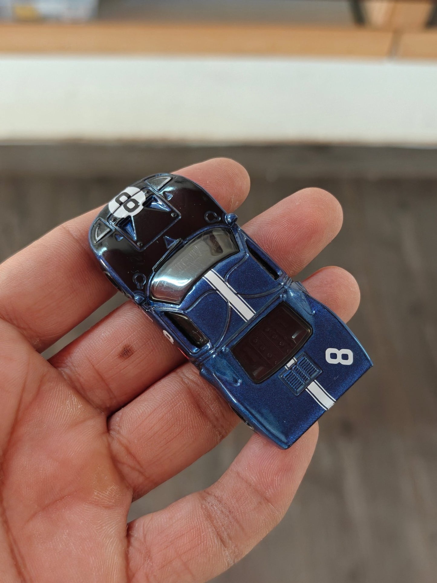 Hot Wheels Ford GT40 8 - Blue (Uncarded - New) - Kinder Logs