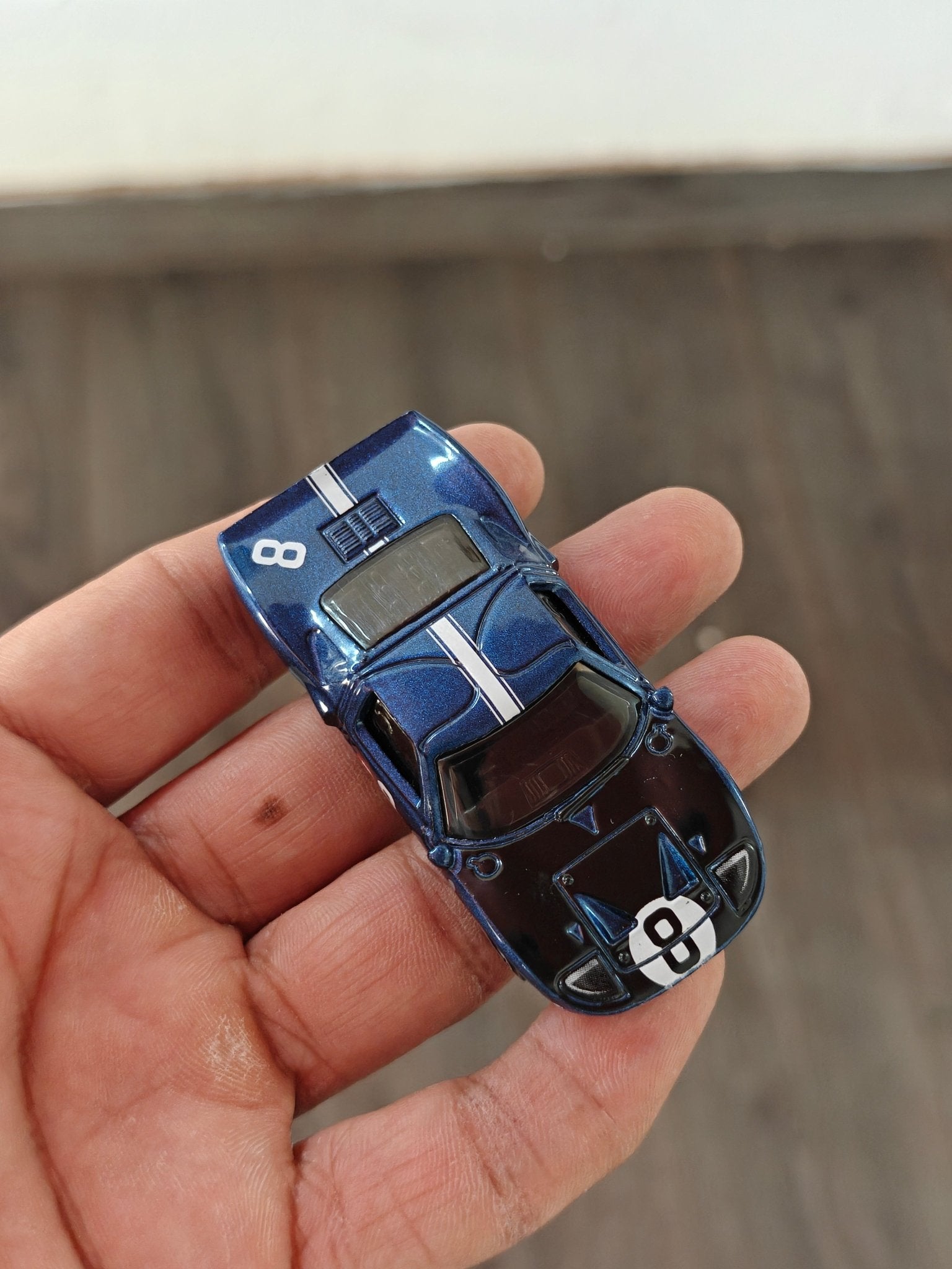 Hot Wheels Ford GT40 8 - Blue (Uncarded - New) - Kinder Logs