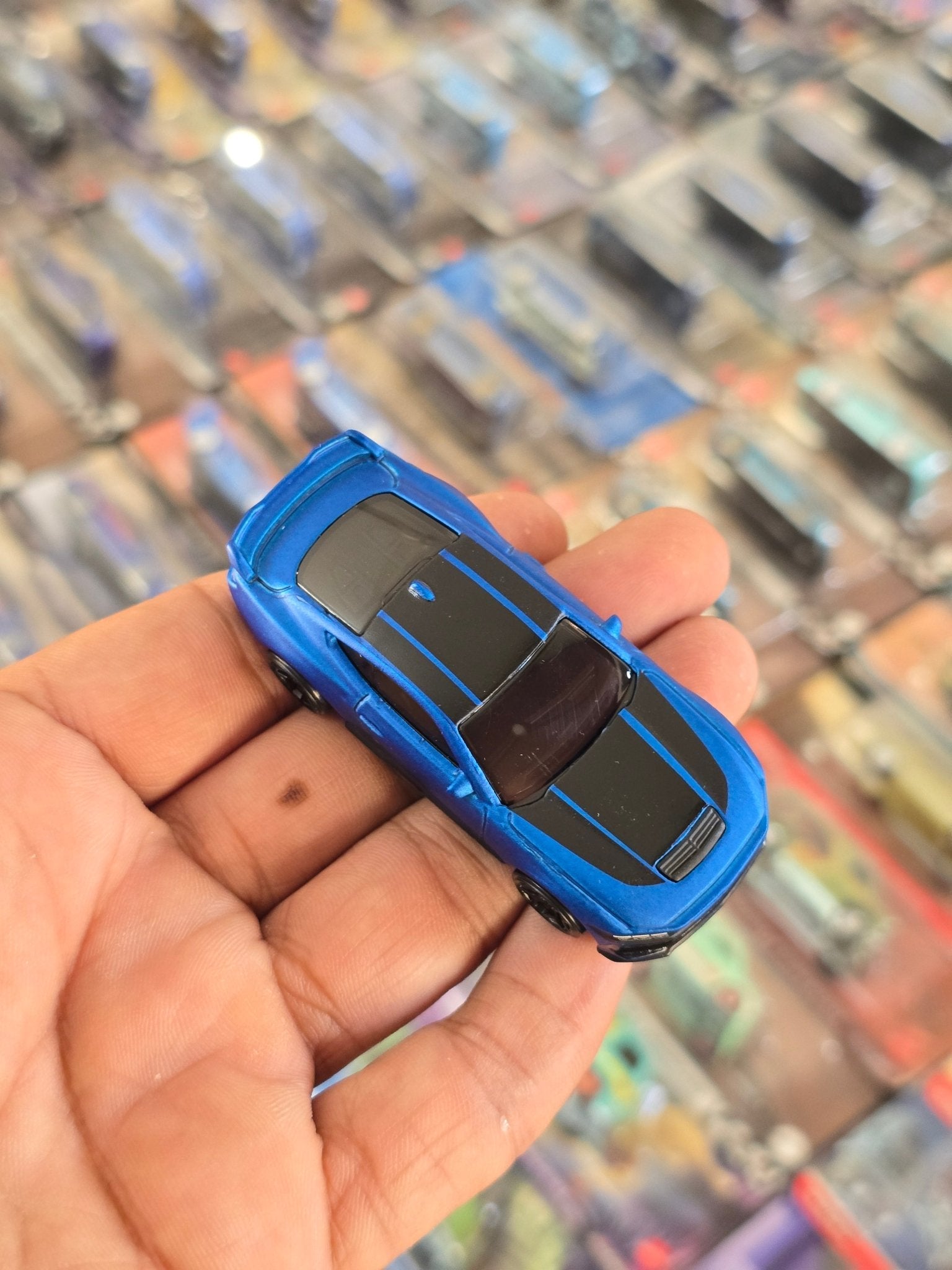 Hot Wheels Ford Mustang Dark Horse (Uncarded) - Kinder Logs