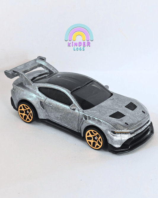 Hot Wheels Ford Mustang GTD - Silver (Uncarded - New) - Kinder Logs