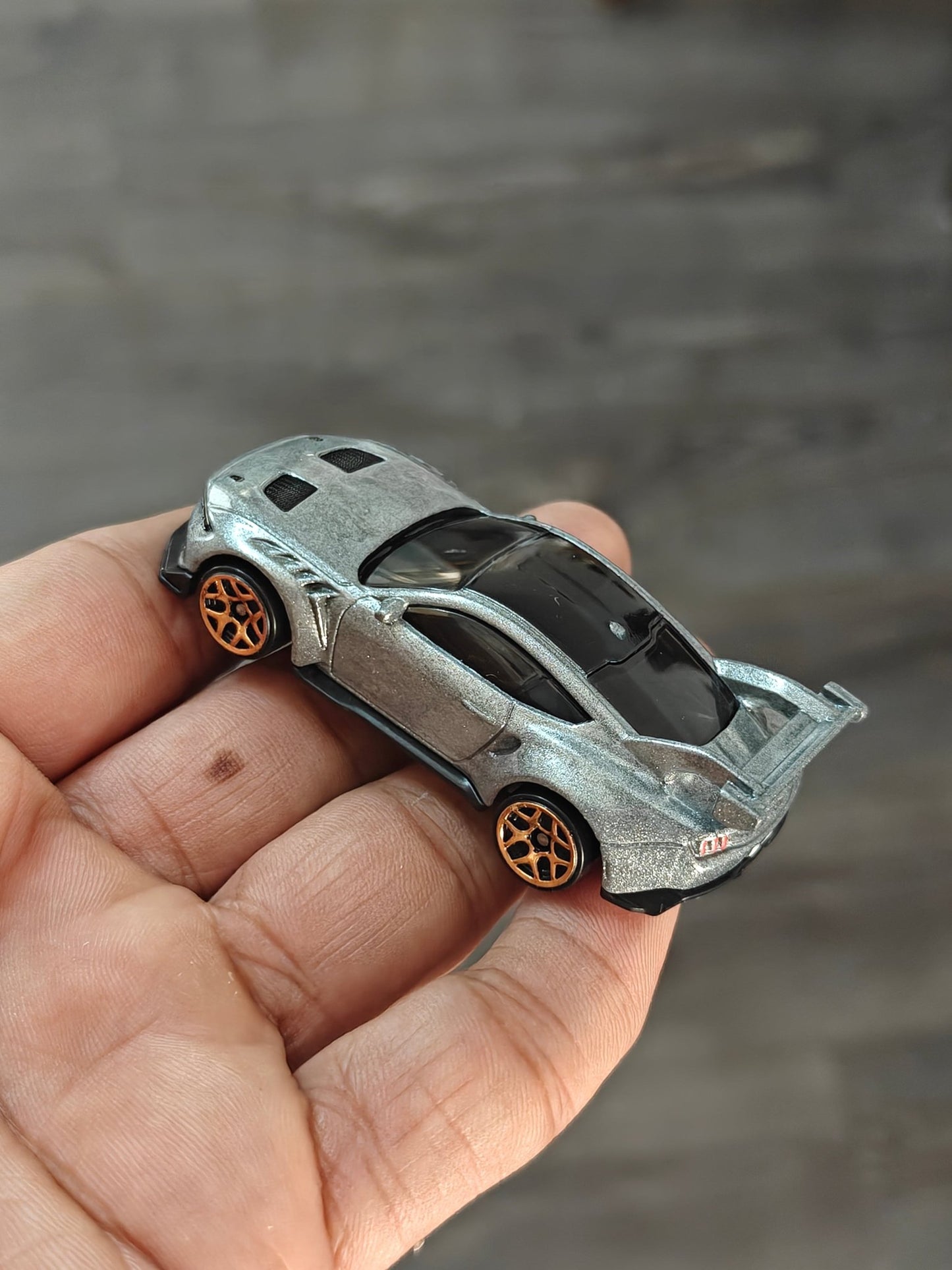 Hot Wheels Ford Mustang GTD - Silver (Uncarded - New) - Kinder Logs