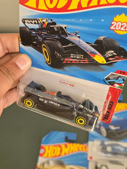Hot Wheels Formula 1 Oracle Red Bull Racing Car (Imported) - Kinder Logs