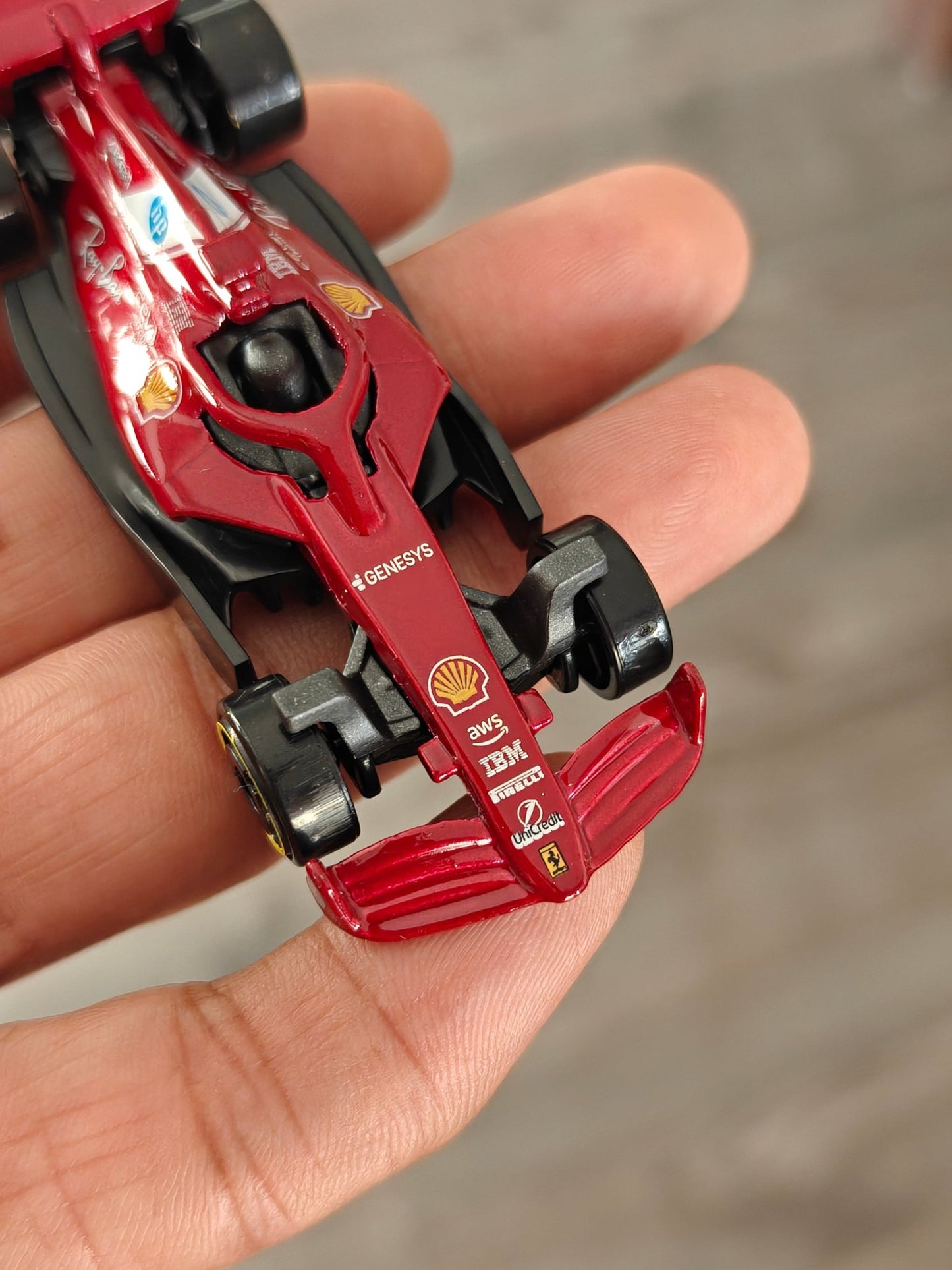 Hot Wheels Formula 1 Scuderia Ferrari HP - Red (Uncarded - New) - Kinder Logs