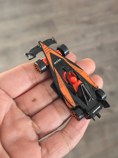 Hot Wheels Formula E Gen 3 McLaren Edition (Uncarded - New) - Kinder Logs