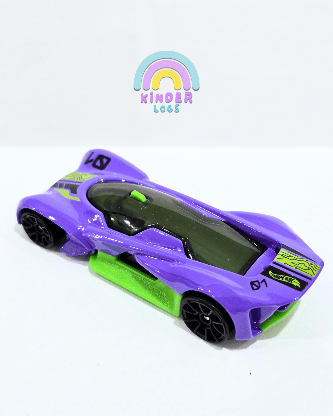 Hot Wheels Futurismo (Uncarded) - Kinder Logs