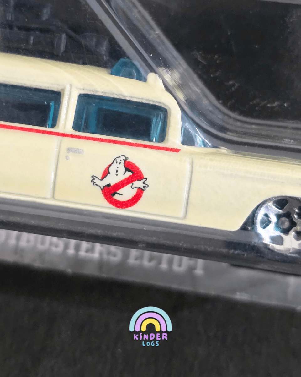 Hot Wheels Ghostbusters ECTO - 1 (Imported) - Kinder Logs