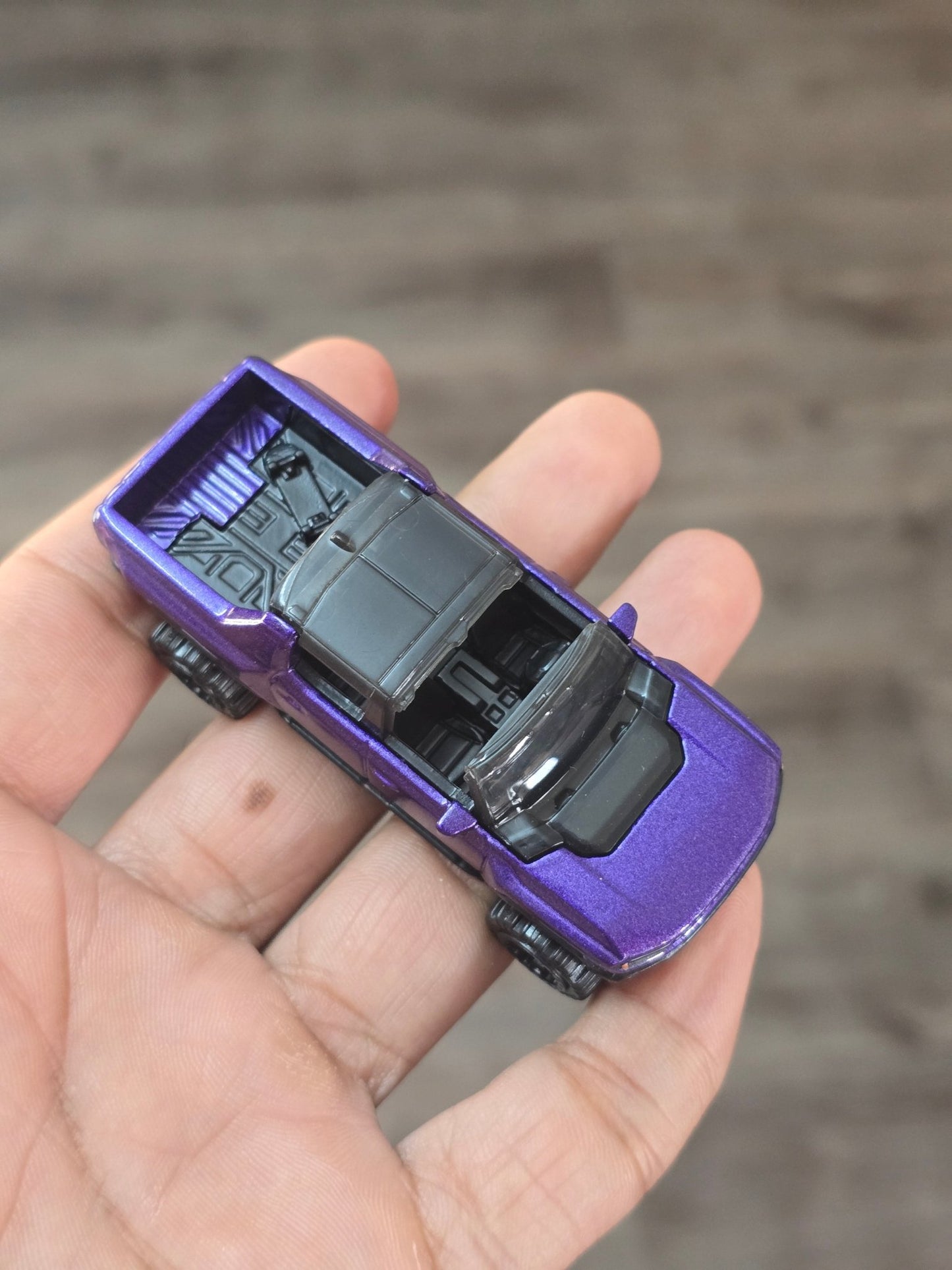 Hot Wheels GMC Hummer EV - Purple (Uncarded - New) - Kinder Logs