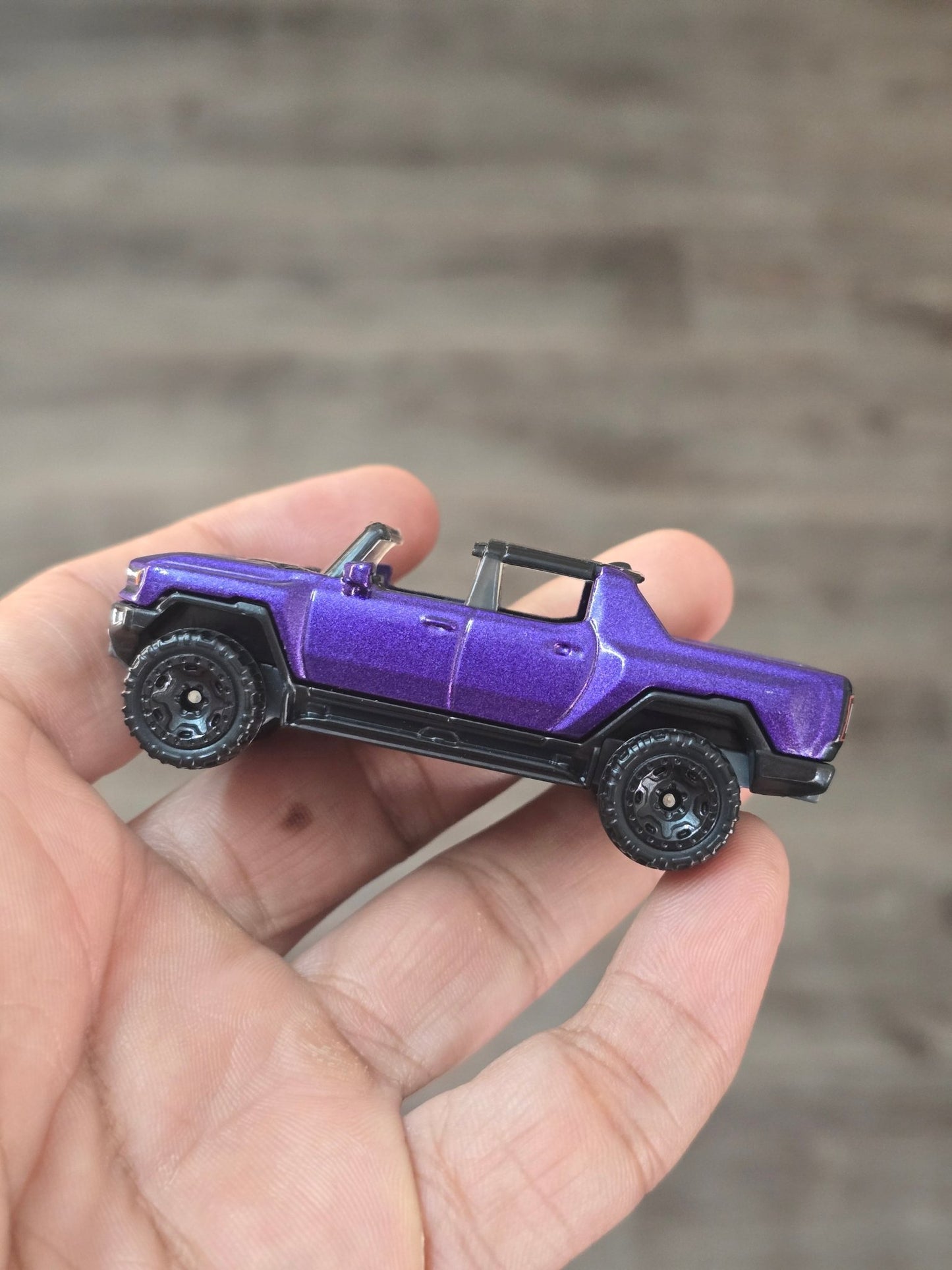 Hot Wheels GMC Hummer EV - Purple (Uncarded - New) - Kinder Logs