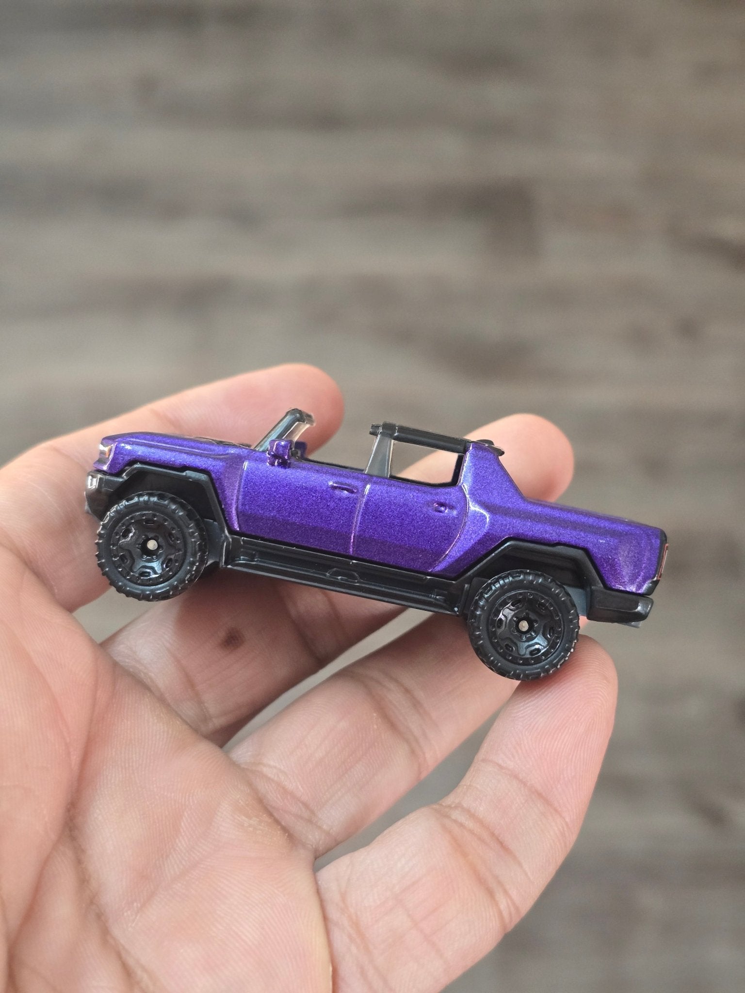 Hot Wheels GMC Hummer EV - Purple (Uncarded - New) - Kinder Logs