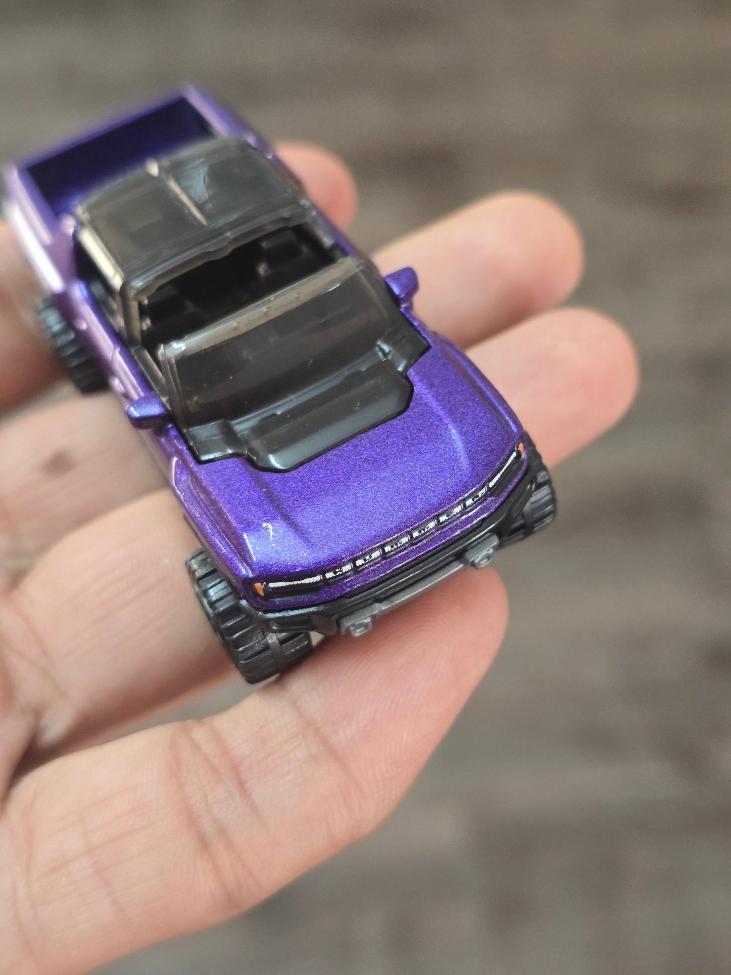 Hot Wheels GMC Hummer EV - Purple (Uncarded - New) - Kinder Logs