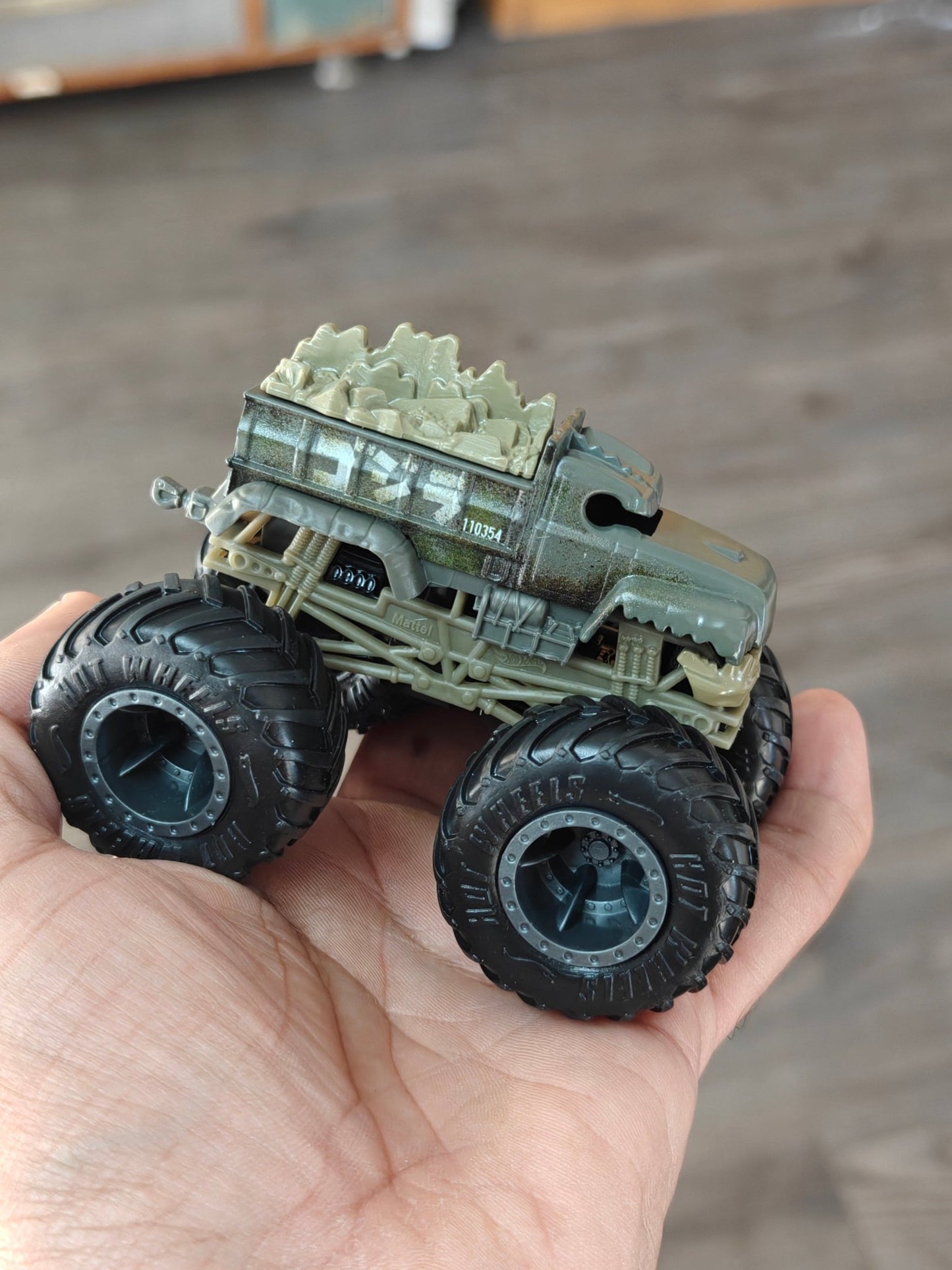 Hot Wheels GODZILLA Monster Truck - Green (Uncarded - New) - Kinder Logs