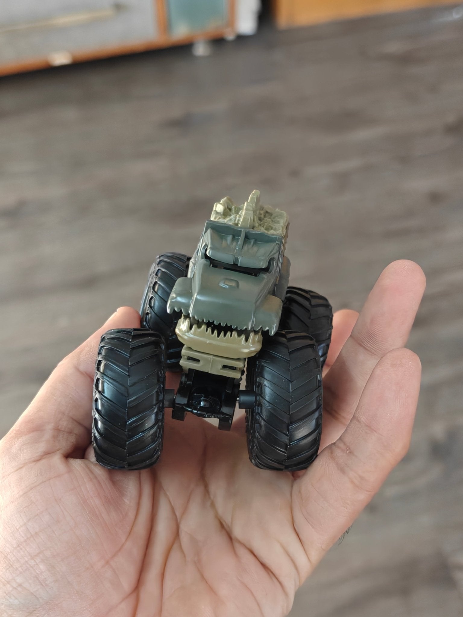 Hot Wheels GODZILLA Monster Truck - Green (Uncarded - New) - Kinder Logs