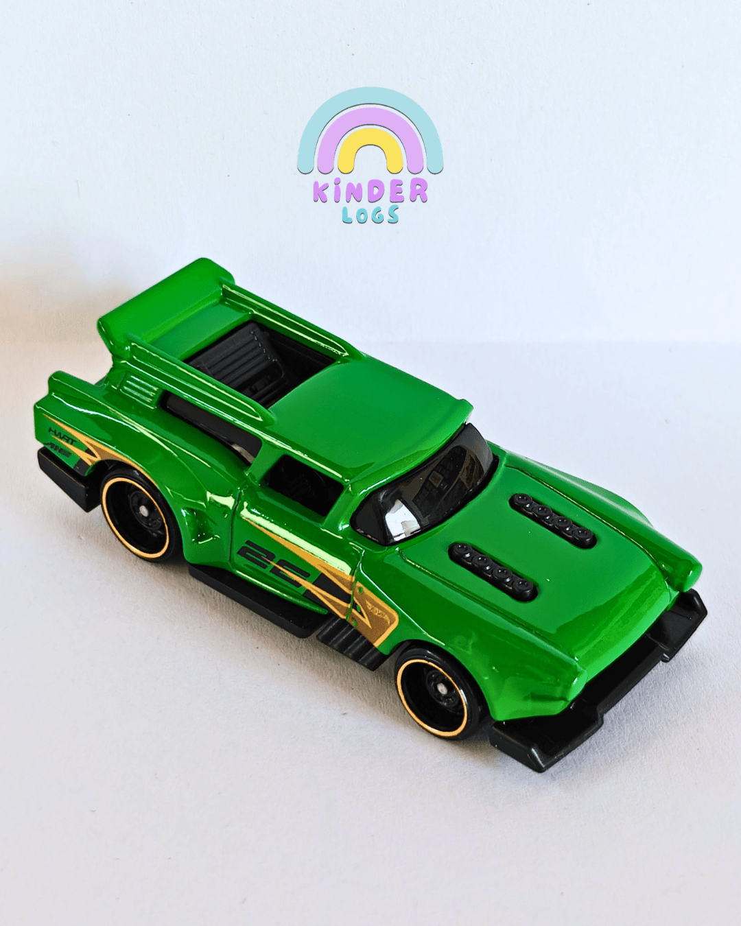 Hot Wheels Gone Mad - Green (Uncarded - New) - Kinder Logs