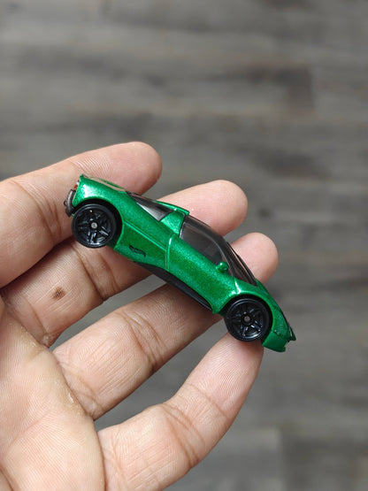 Hot Wheels Gordon Murray Automotive T.33 - Green (Uncarded - New) - Kinder Logs