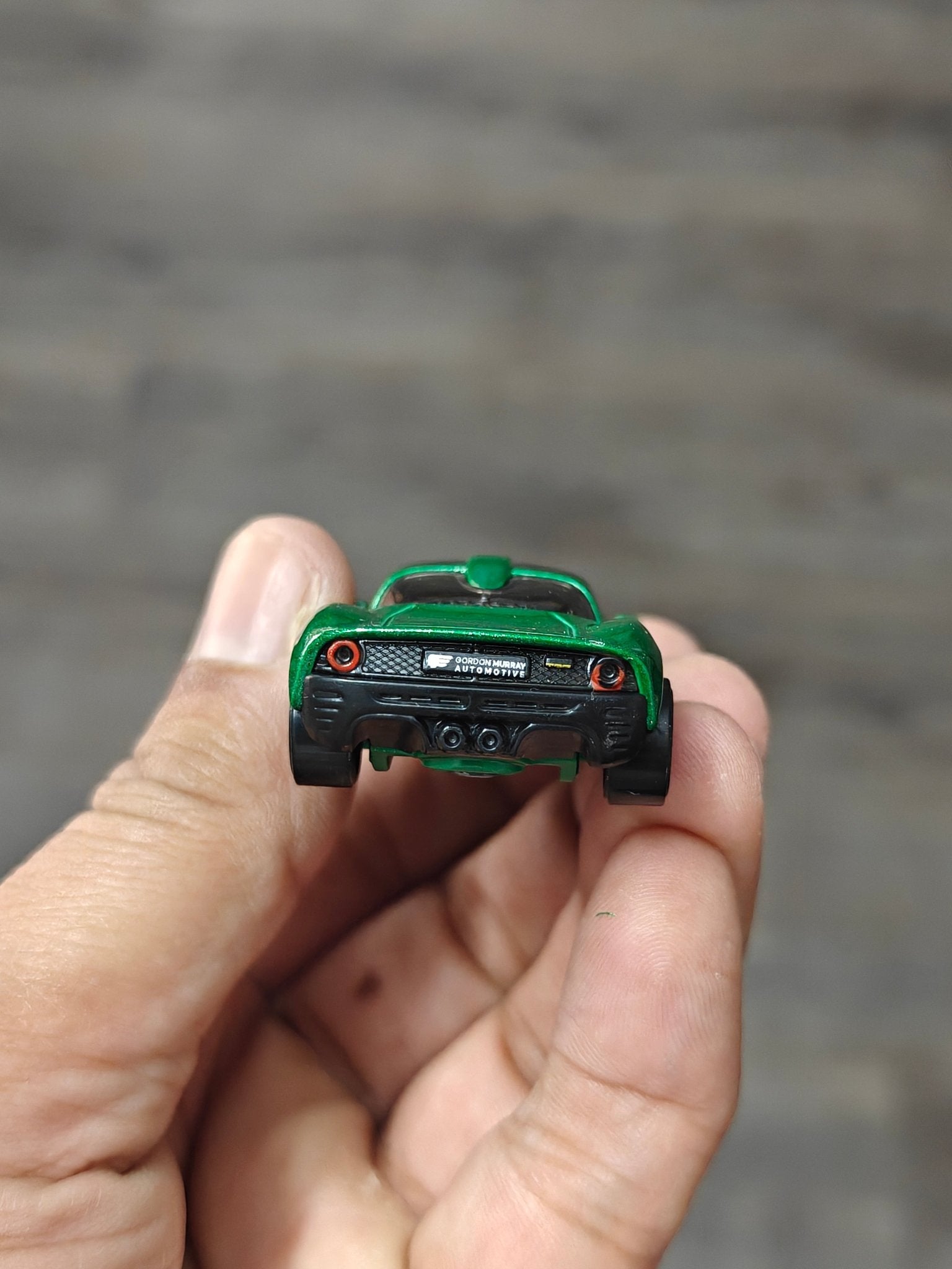 Hot Wheels Gordon Murray Automotive T.33 - Green (Uncarded - New) - Kinder Logs