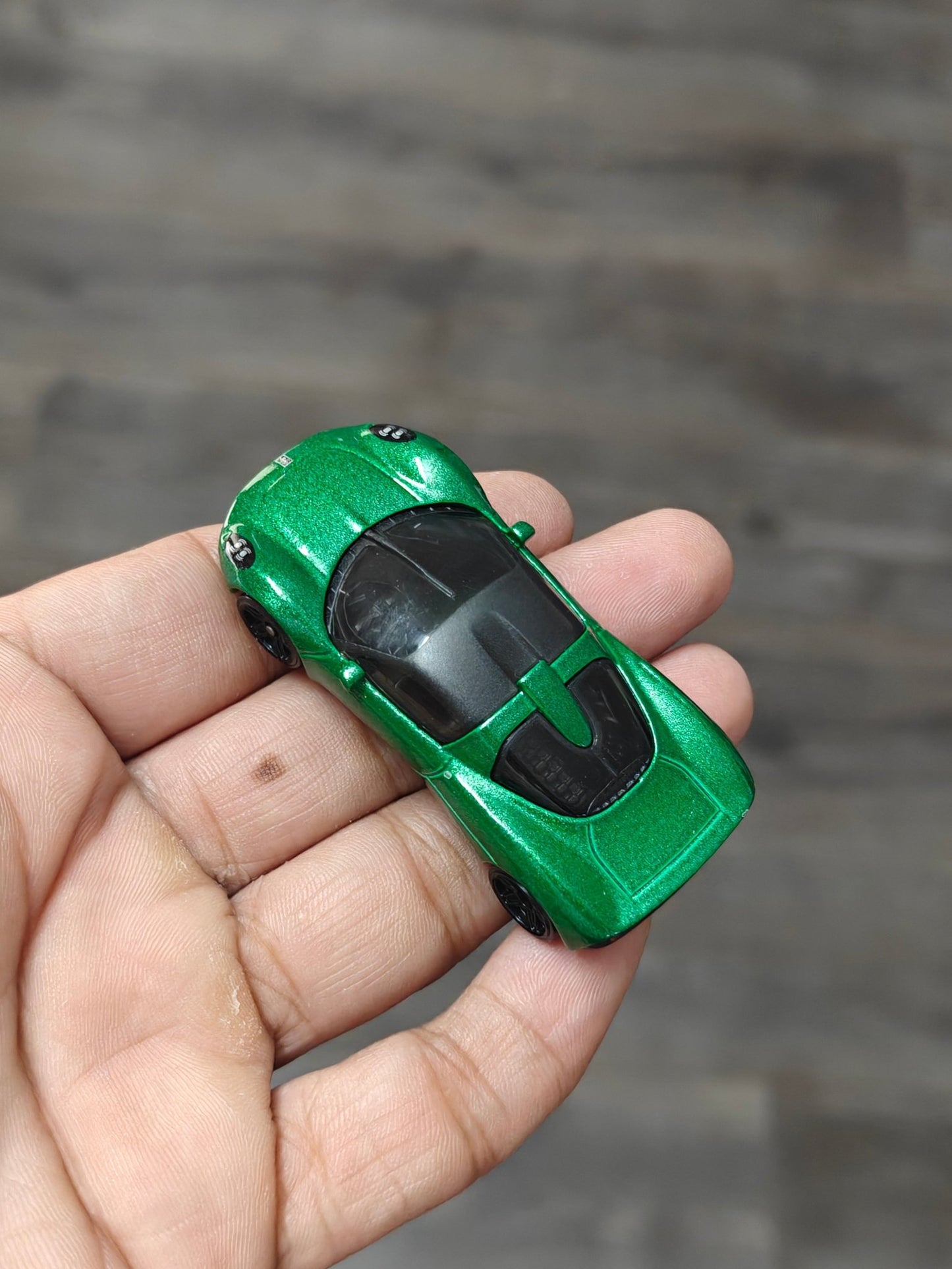 Hot Wheels Gordon Murray Automotive T.33 - Green (Uncarded - New) - Kinder Logs