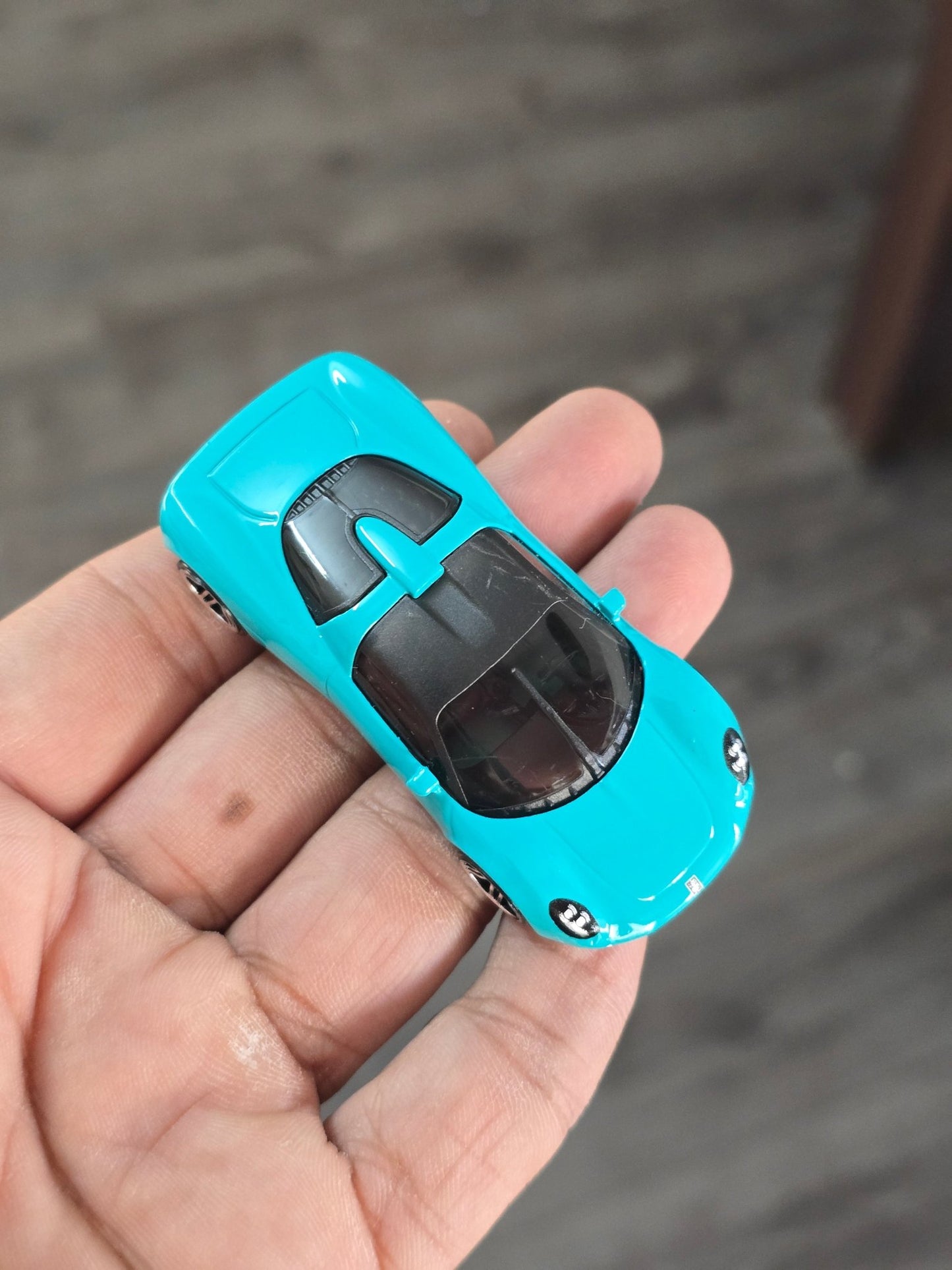 Hot Wheels Gordon Murray Automotive T.33 - Turquoise (Uncarded - New) - Kinder Logs