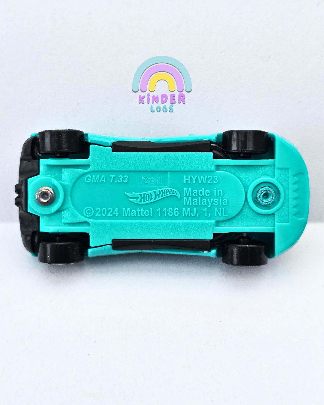 Hot Wheels Gordon Murray Automotive T.33 - Turquoise (Uncarded - New) - Kinder Logs