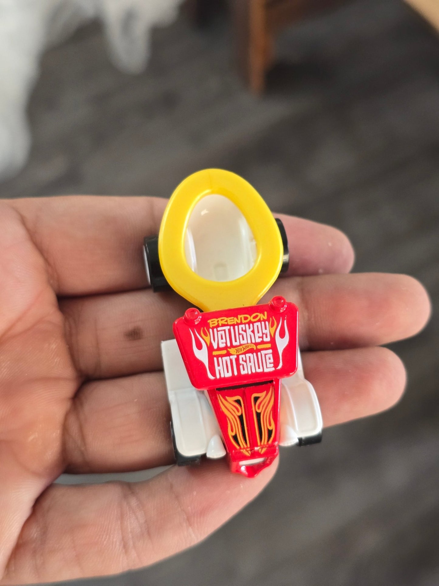 Hot Wheels Gotta Go Potty Car (Uncarded - New) - Kinder Logs