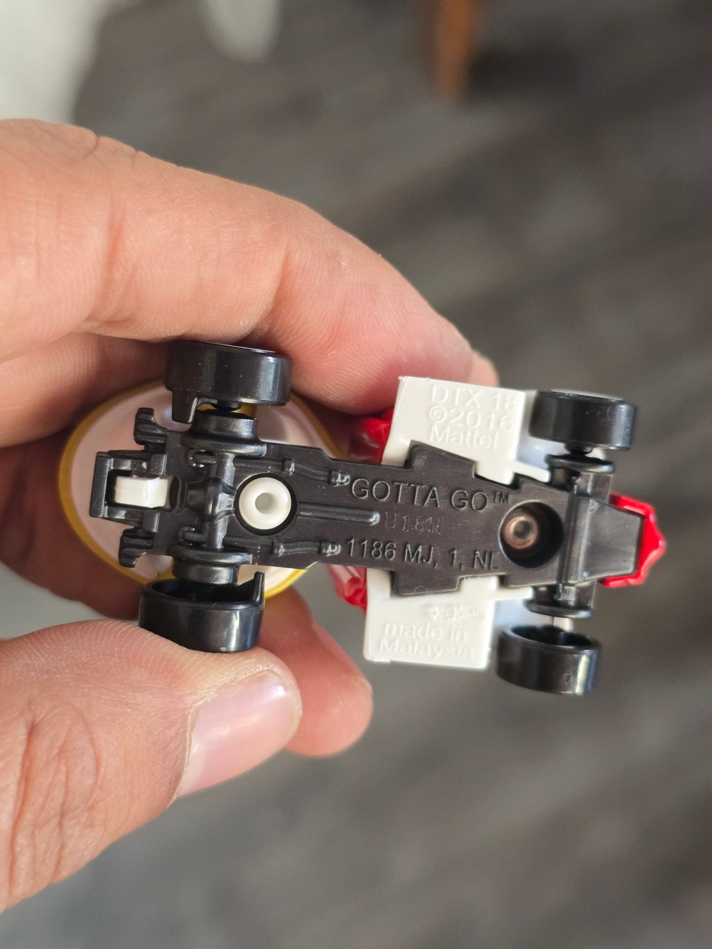 Hot Wheels Gotta Go Potty Car (Uncarded - New) - Kinder Logs