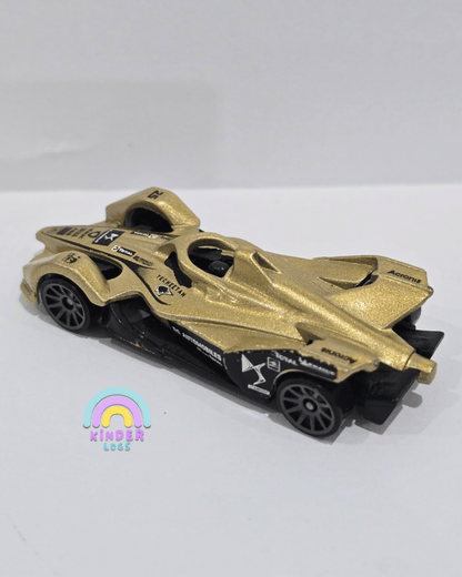 Hot Wheels Green Speed Gold Formula E Gen 2 (Uncarded) - Kinder Logs
