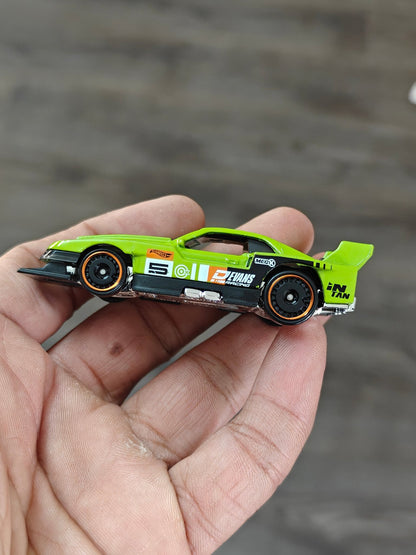 Hot Wheels GT - Scorcher - Green (Uncarded) - Kinder Logs