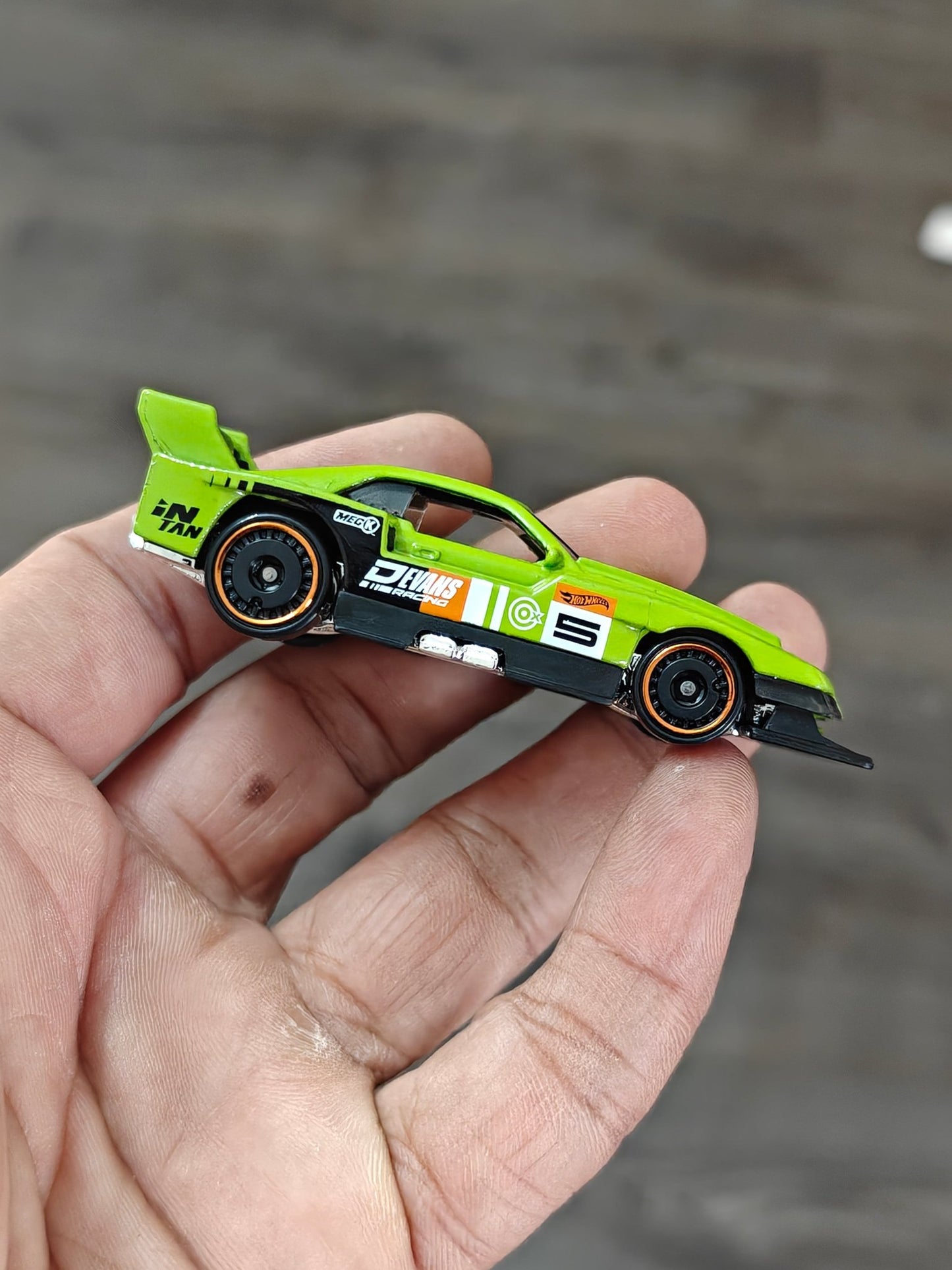 Hot Wheels GT - Scorcher - Green (Uncarded) - Kinder Logs