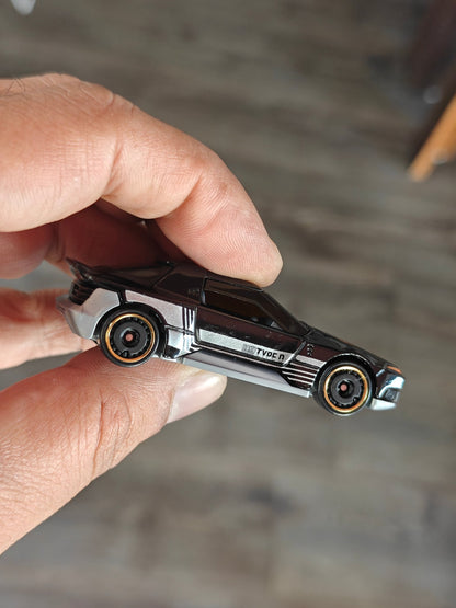 Hot Wheels Hako Type D - Black (Uncarded - New) - Kinder Logs