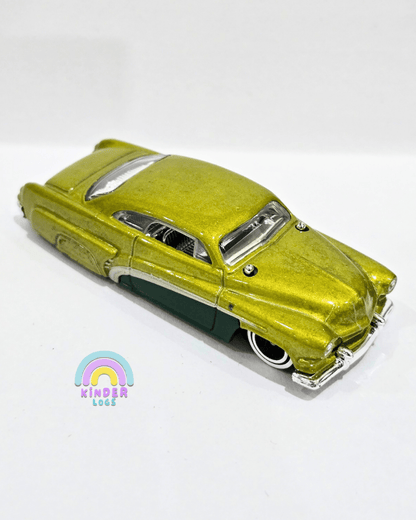 Hot Wheels Hirohata Merc (Uncarded) - Kinder Logs