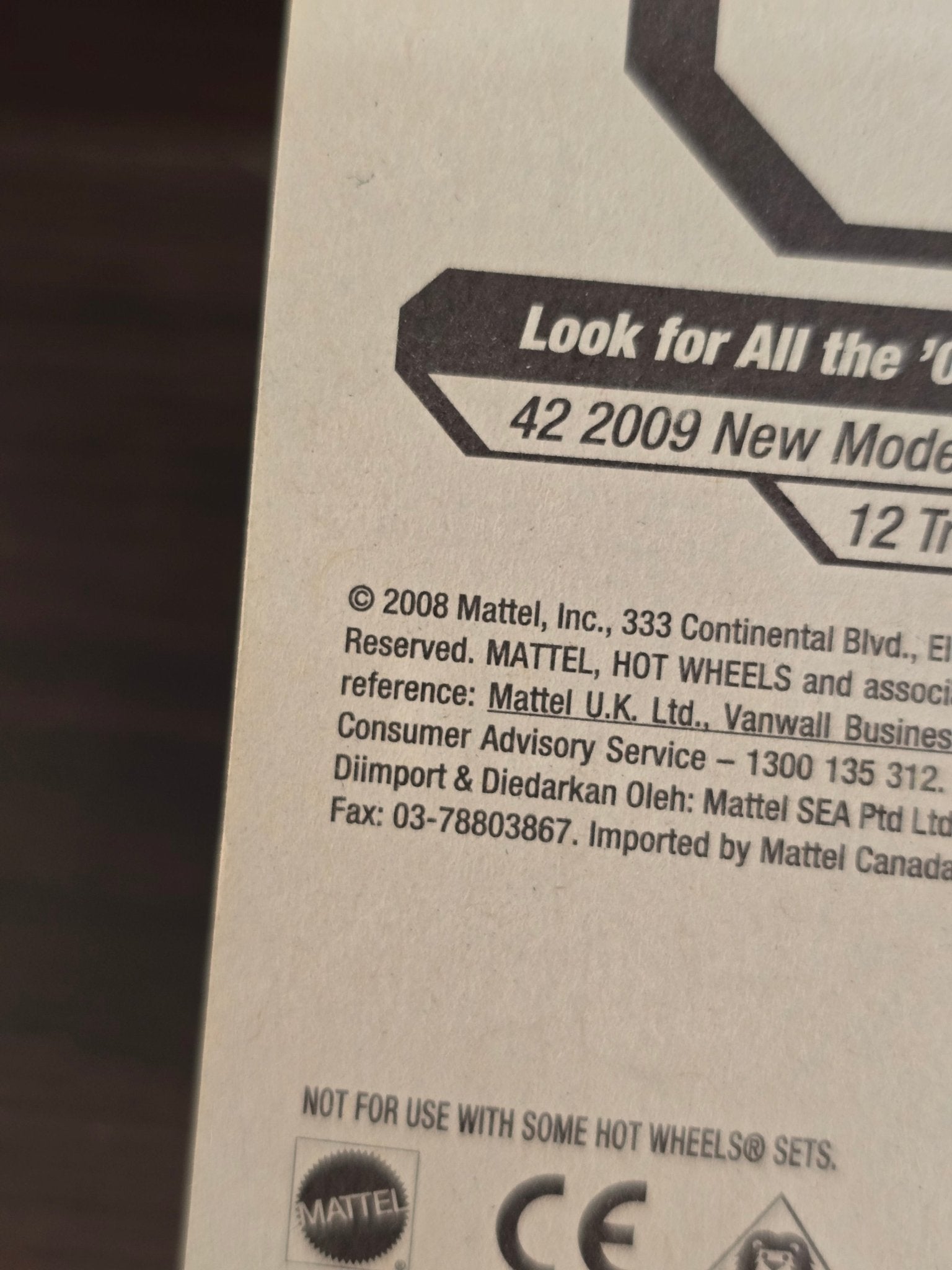 Hot Wheels Hiway Hauler - Yellow (2008 Imported Card) - Kinder Logs