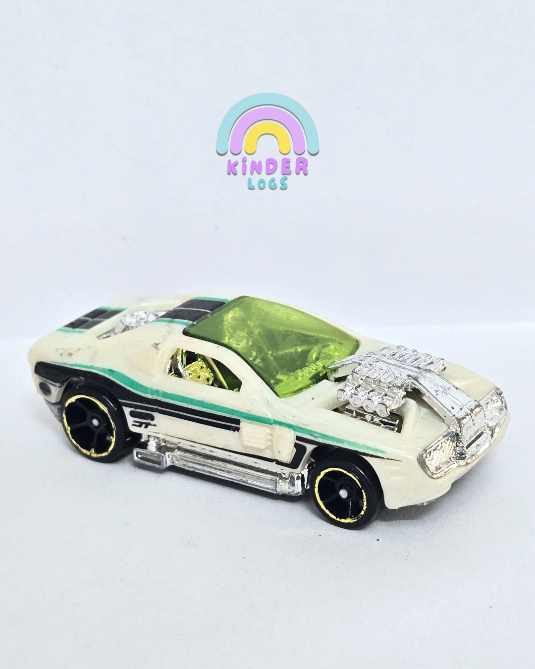 Hot Wheels Hollowback - White (Pre - Owned Car) - Kinder Logs