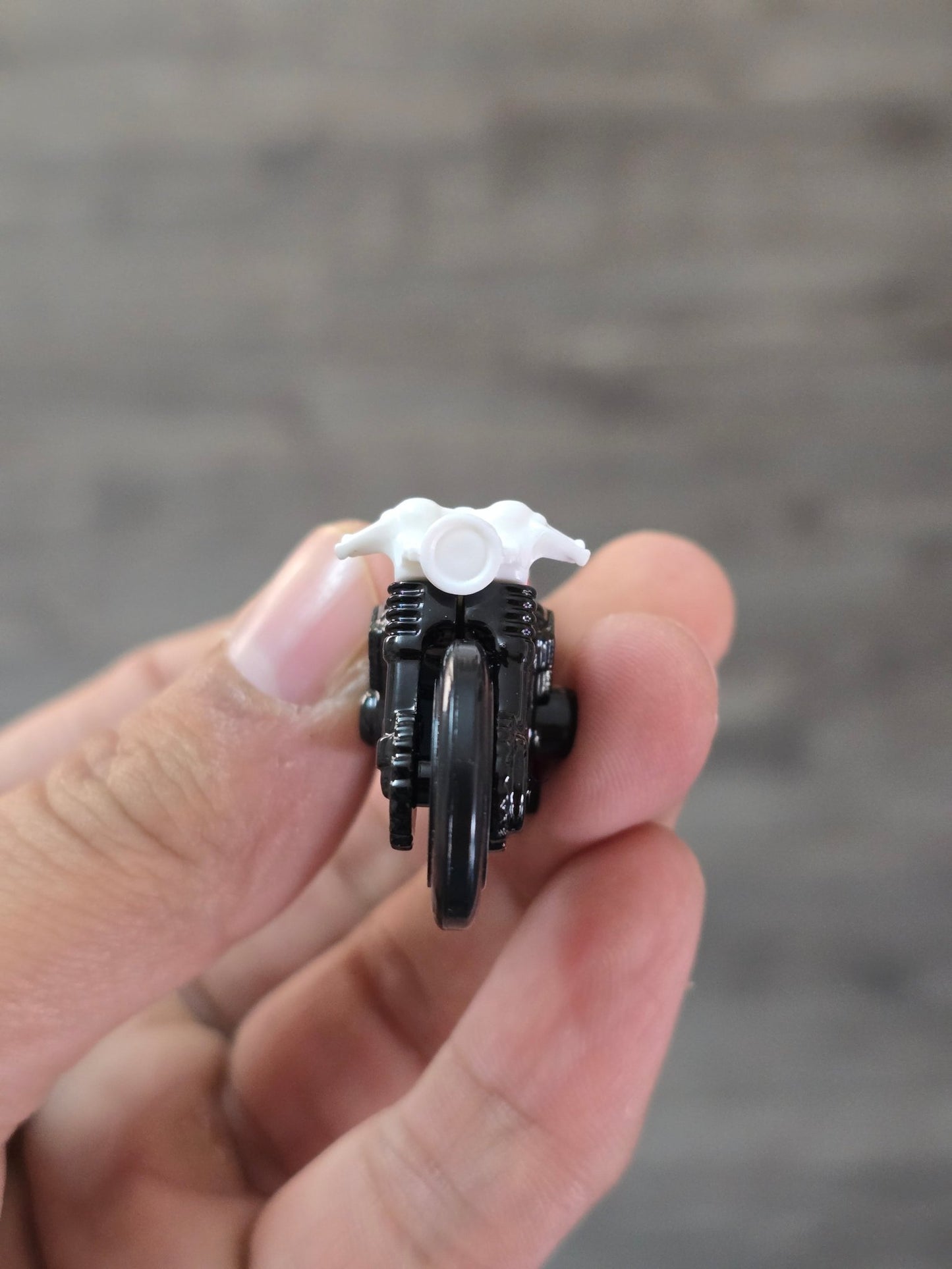 Hot Wheels Honda CB750 Cafe - White (Uncarded) - Kinder Logs