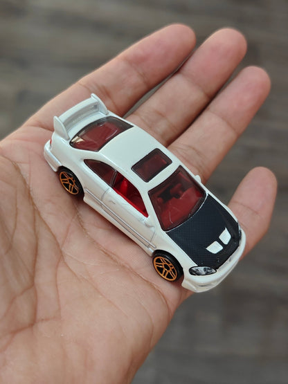 Hot Wheels Honda Civic Si - White (Uncarded - New) - Kinder Logs